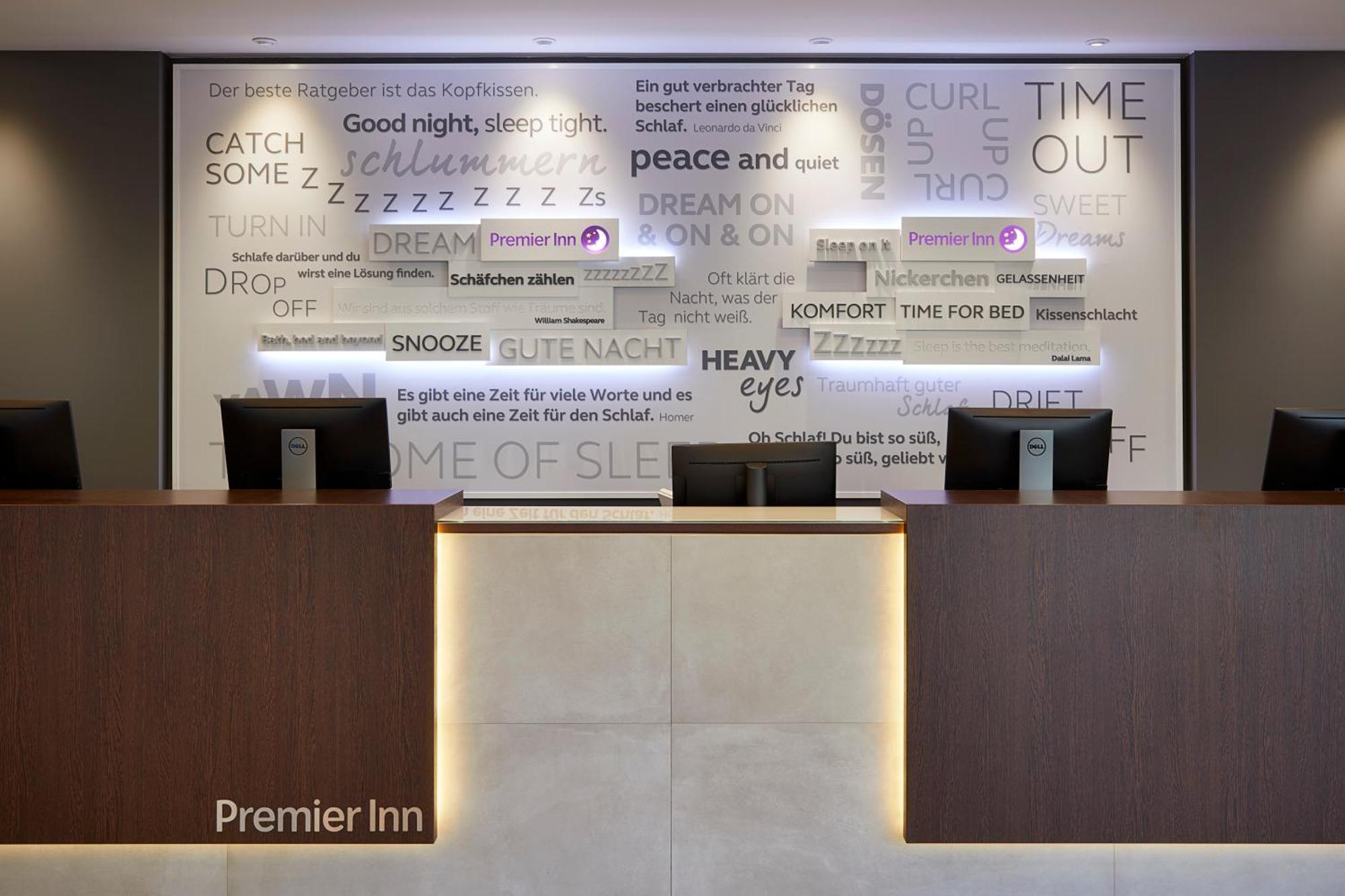 Premier Inn Hamburg City Zentrum Zewnętrze zdjęcie