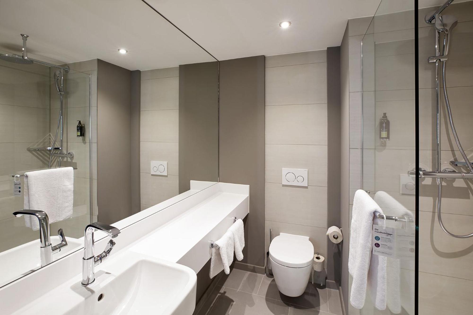 Premier Inn Hamburg City Zentrum Zewnętrze zdjęcie